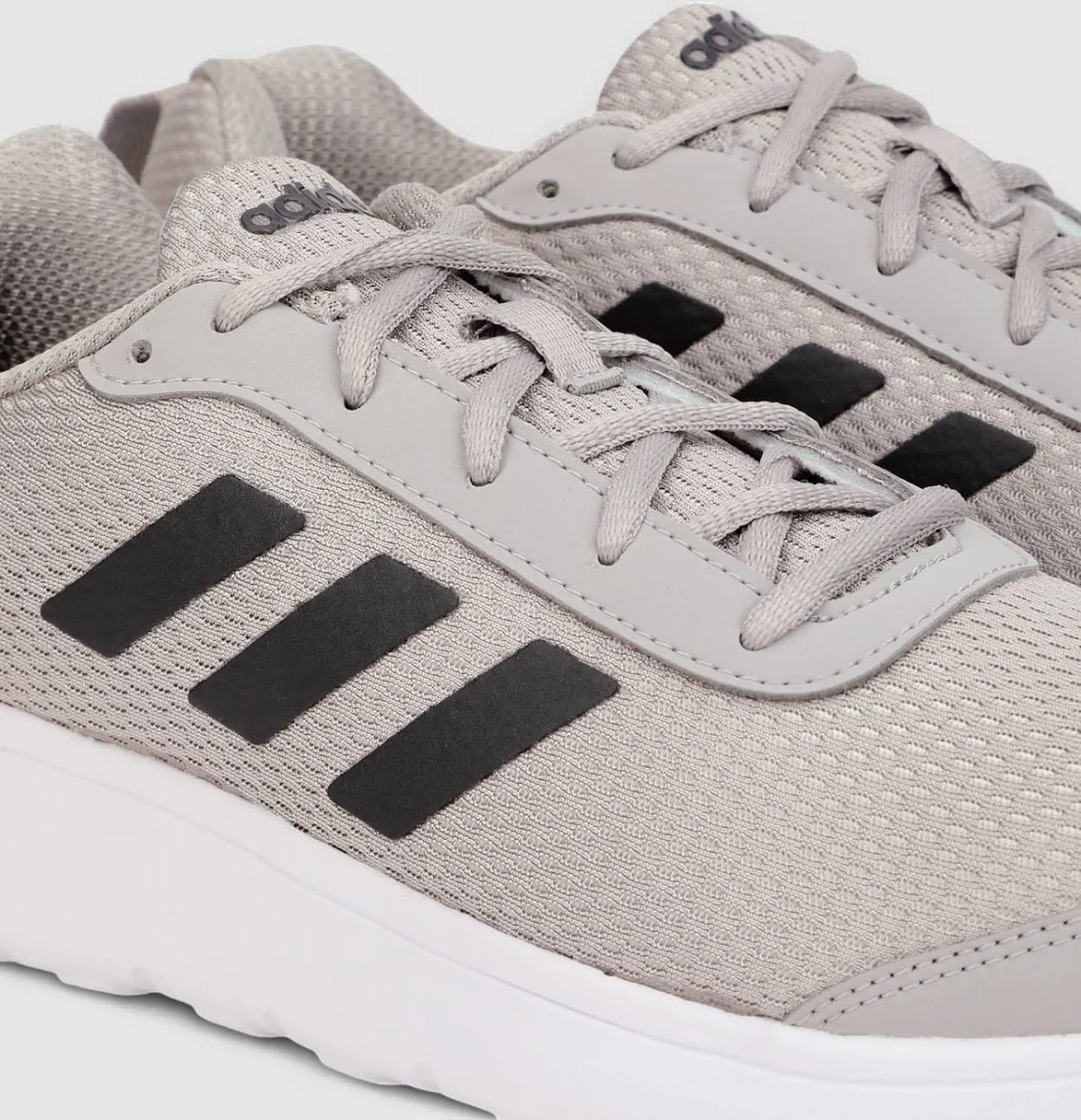 Adidas Shoes | Best Selling Product - Image 3